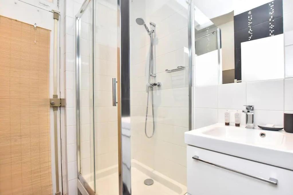 Goodguest-Appartement Design Et Cosy Batignolles ปารีส ภายนอก รูปภาพ